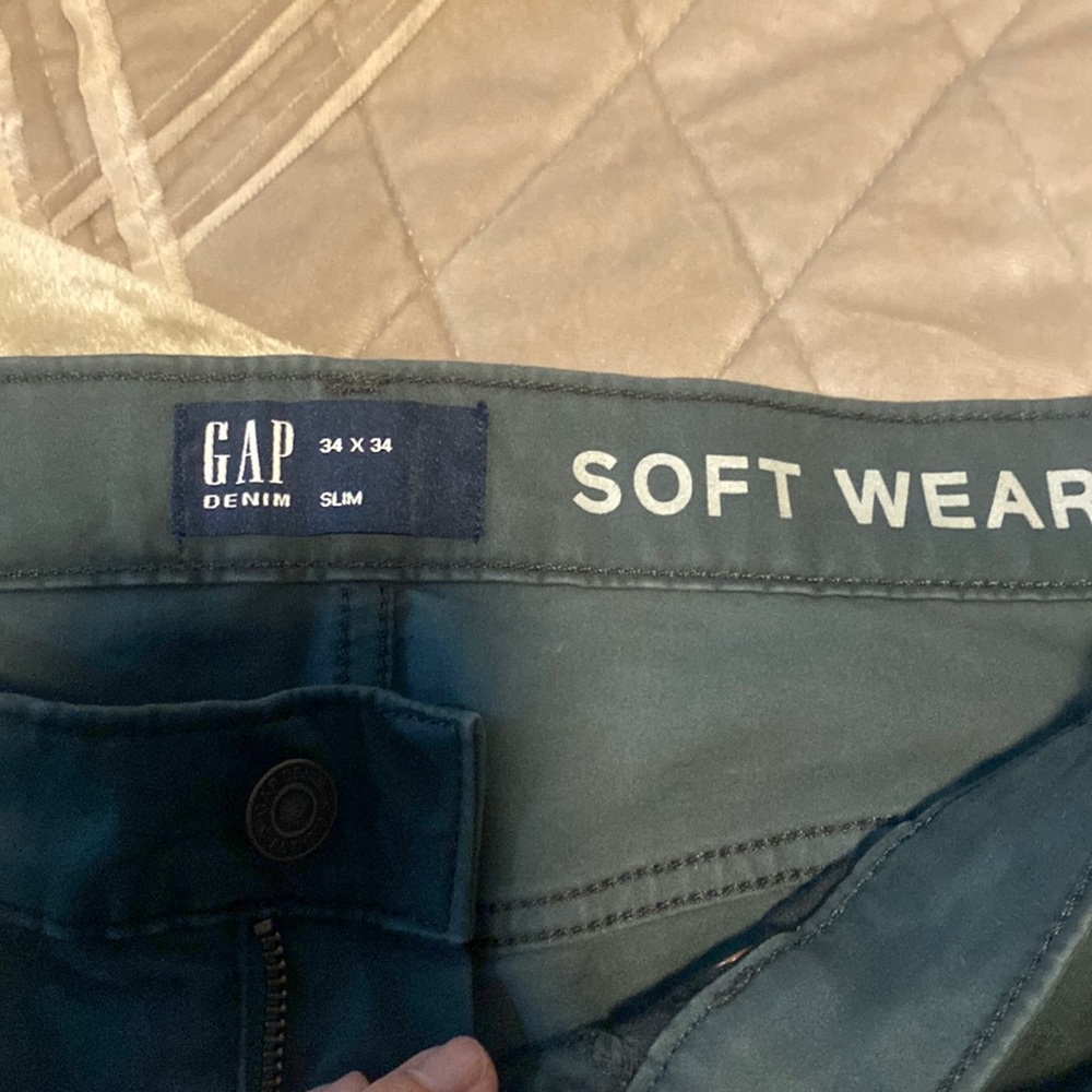 Gap green pants